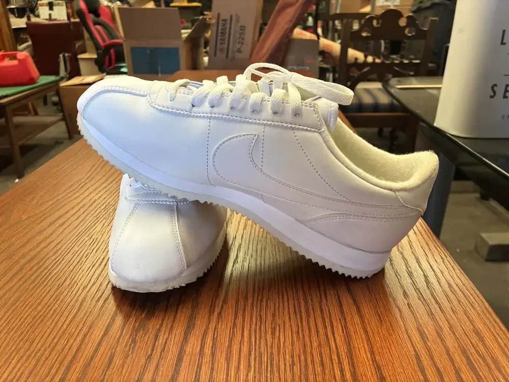 Nike Cortez Basic SL GS 'Triple White' Sneakers